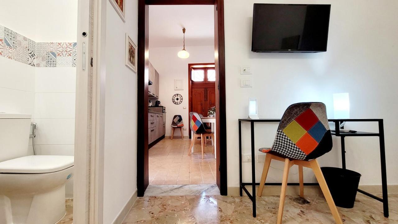 Zanzi 'S Charming Rooms Avola Exterior photo