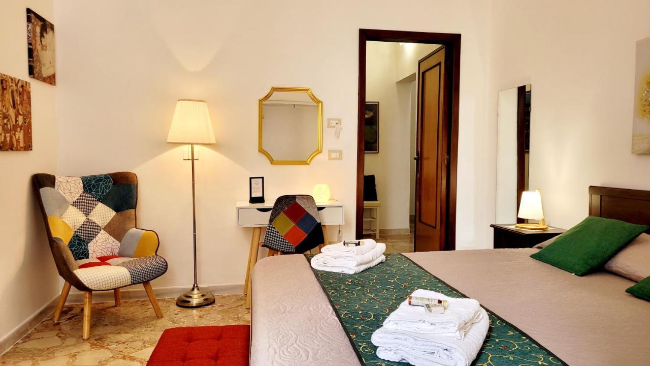 Zanzi 'S Charming Rooms Avola Exterior photo
