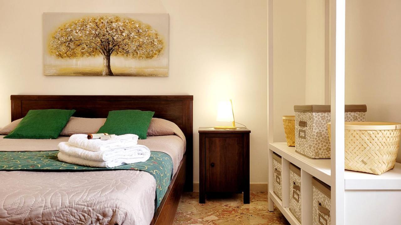Zanzi 'S Charming Rooms Avola Exterior photo